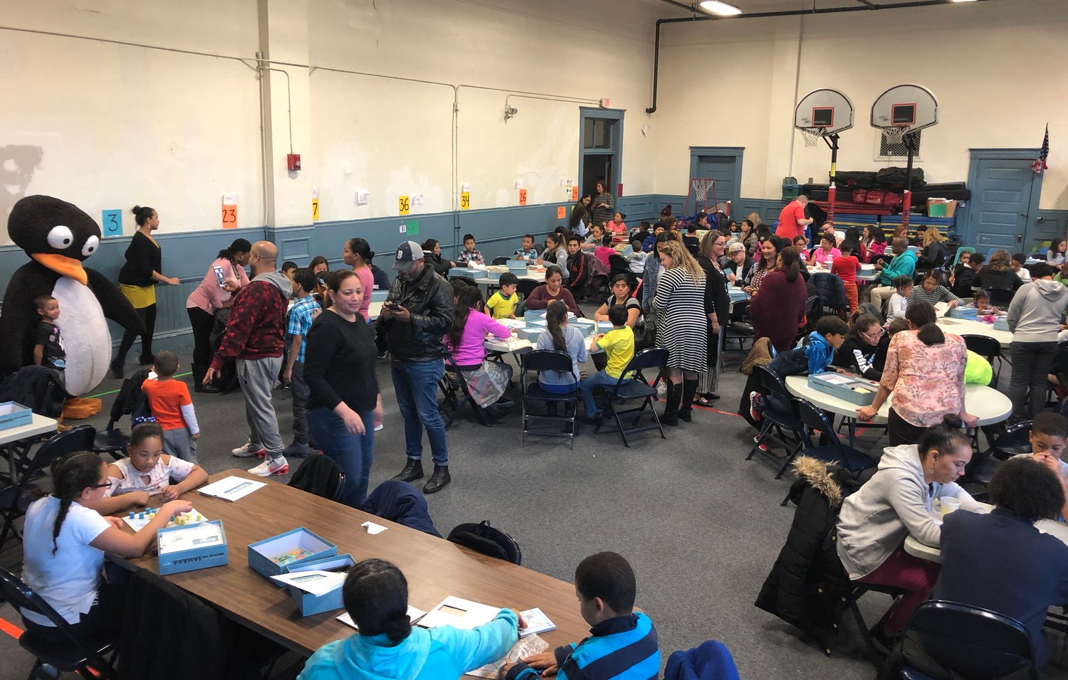 MIND Celebrates Massachusetts STEM Week With Families